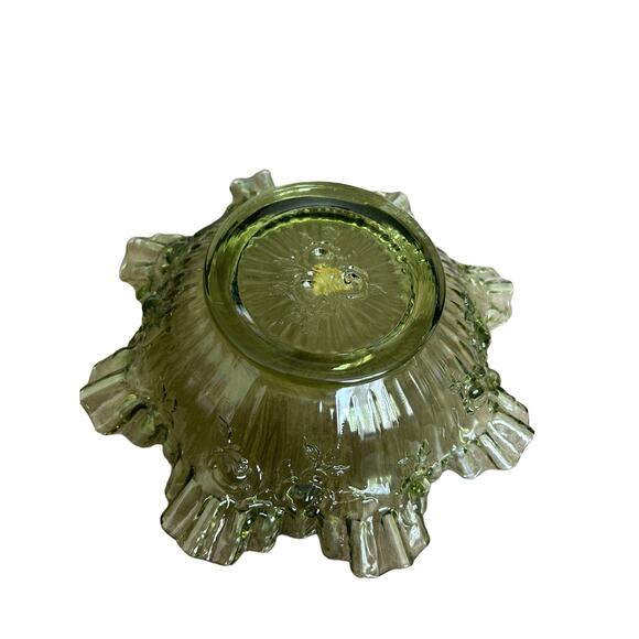 Fenton Serving Bowl Olive Green Cabbage Rose Pattern Crimped & Ruffled Rim - Picture 3 of 3